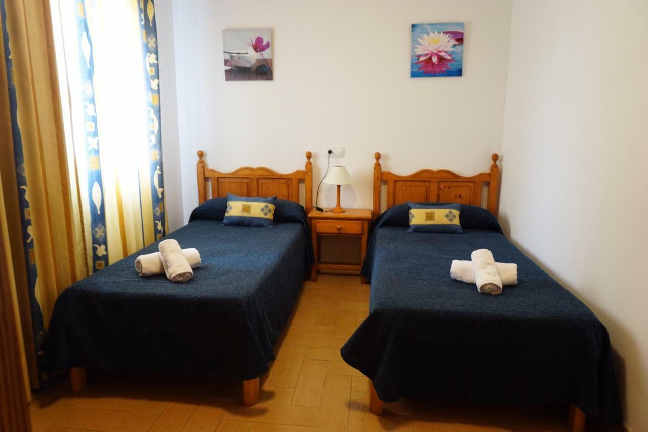 Apartamentos Punta Prima Beach Bagian luar foto