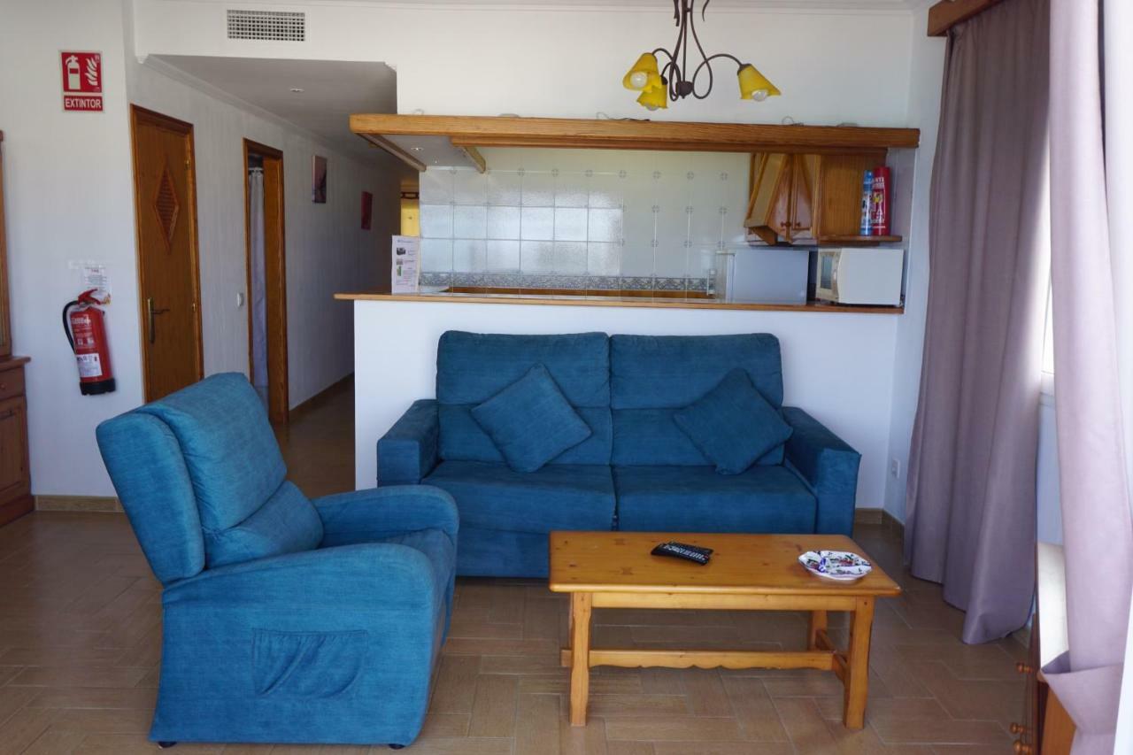Apartamentos Punta Prima Beach Bagian luar foto